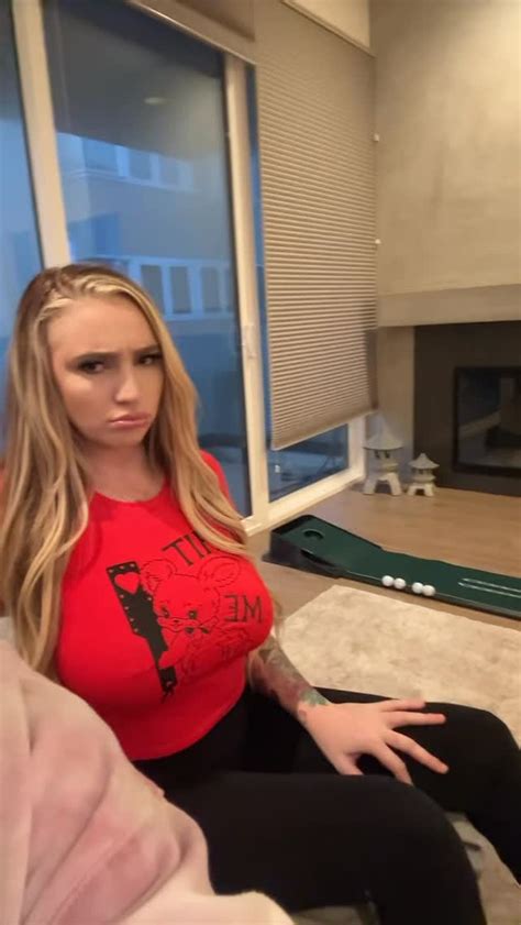therealkslibrarygirl|model kendra sunderland aka therealkslibrarygirl .